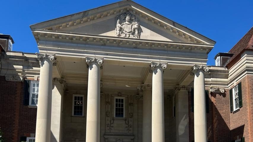 The Great Oak That Withered